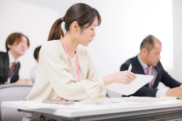 alt=”特定技能外国人をサポート”